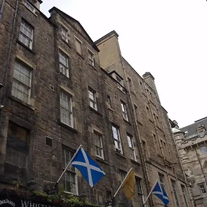 Niddry Street Apartment