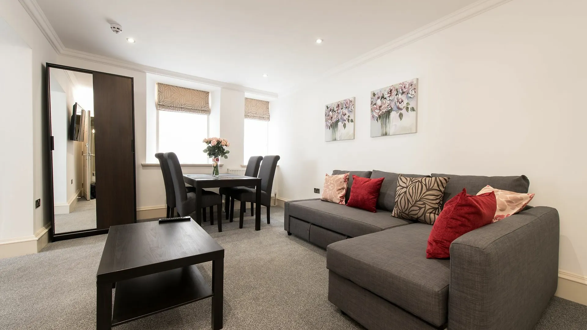Appartement Royal Princes Suites Édimbourg